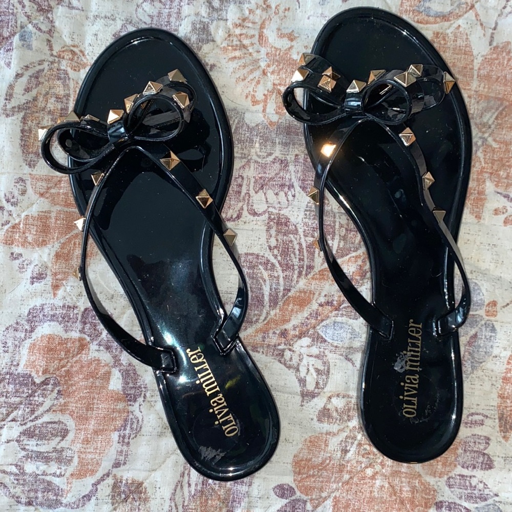 Cute sandals 🖤